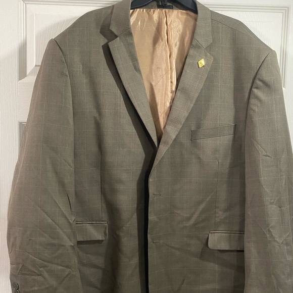 Nice Stacey Adam’s suite jacket. Looks like dark green and brown tones. - Picture 1 of 3